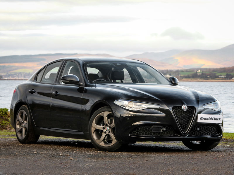 24 Alfa Romeo Giulia