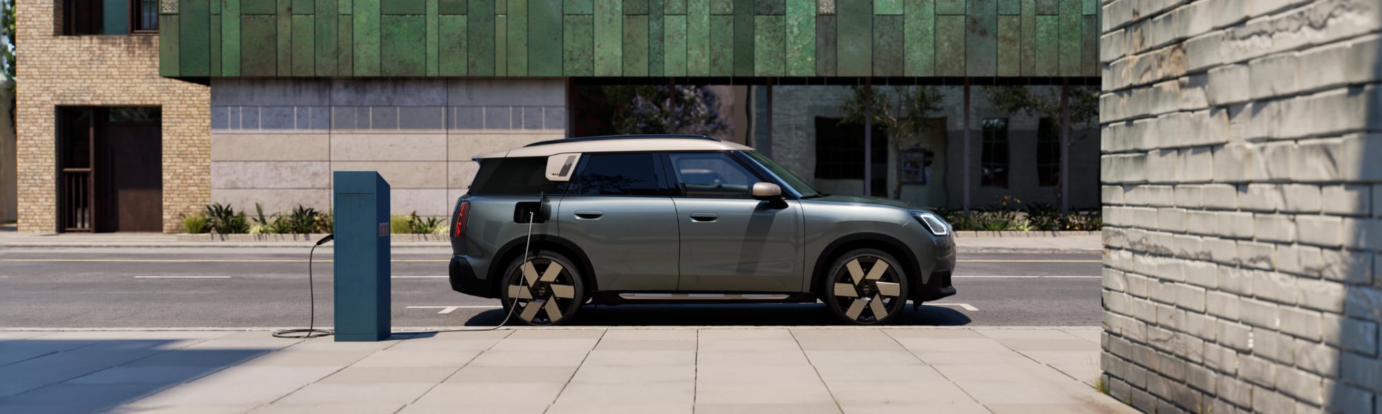 Side view of MINI Countryman