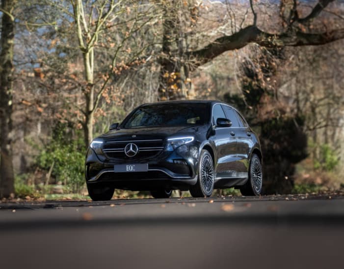 Front angled view of Mercedes-Benz EQC